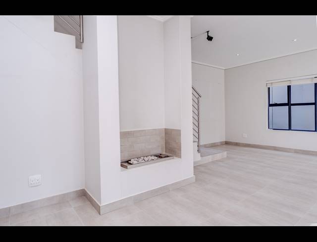 4 BEDROOM CLUSTER FOR SALE IN BRYANSTON